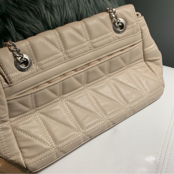 French Connection Quilted Shoulder/crossbody Bag with chain & material strap NWT - Picture 4 of 17